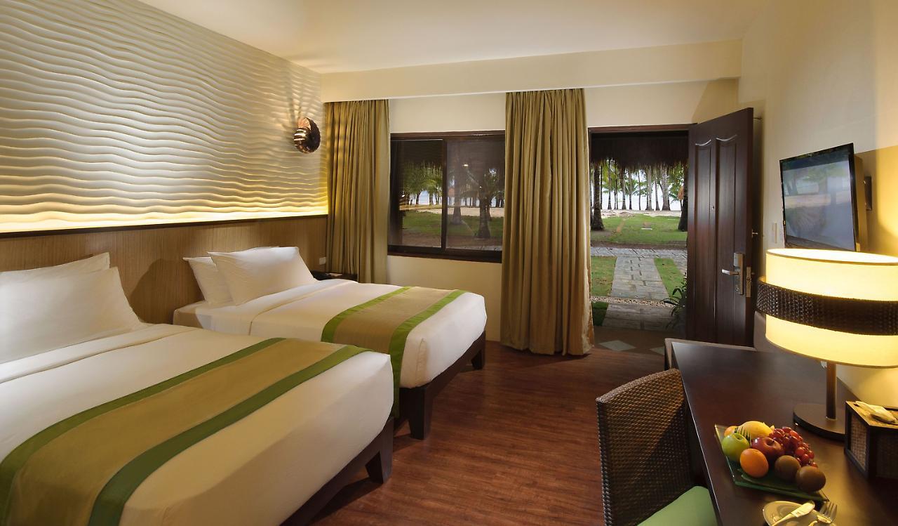 Oceanica Resort Panglao, Bohol Exterior photo Deluxe Room